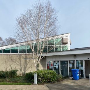 HKT at Dundonald Library Feb23